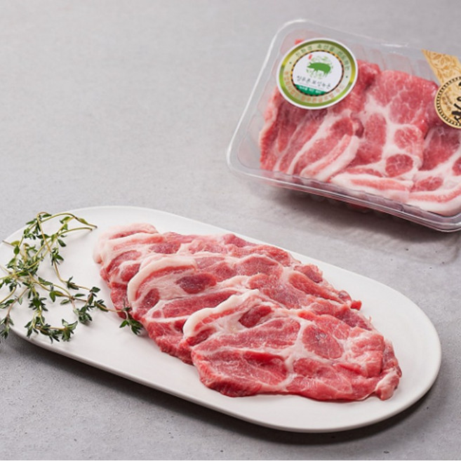 한돈 국내산 돼지고기 녹차먹인 목살, 2개, 400g