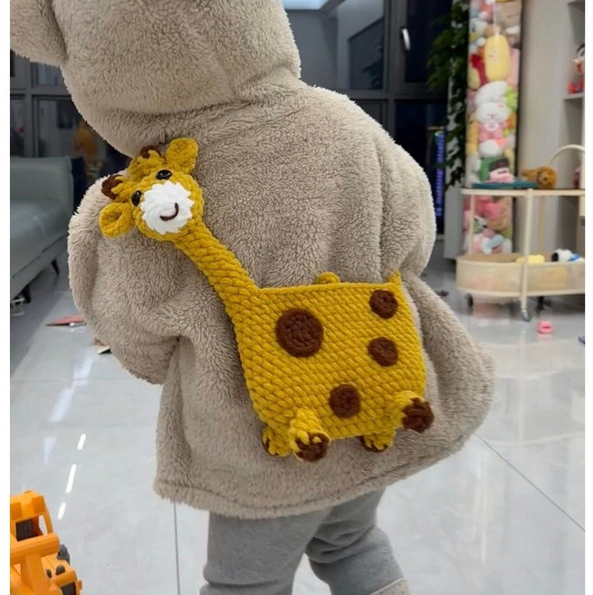 기린 가방 뜨개가방 뜨개질 캐릭터 귀여운 동물 선물 수제 핸드메이드 니팅백 니트가방 백팩