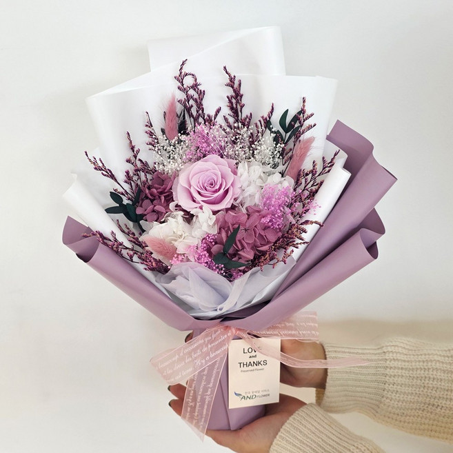 앤드플라워 생화 프리저브드 꽃다발+쇼핑백 ( 27cm x 40cm ) 졸업식 입학식 발표회 학예회 꽃다발 사탕부케 사탕꽃다발 꽃배달 발렌타인데이선물, 퍼플, 퍼플