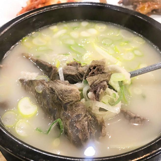 곰탕우리다 한우100% 곰국 한우우족40% 콜라겐 폭탄 사골육수 450g x 5팩, (국물+고기)450gX5팩, 5개