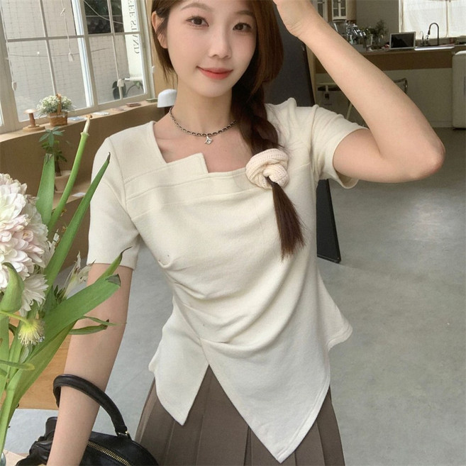 Vezri여성 봄여름 기본 디자인 비대칭 하프 슬리브 탑