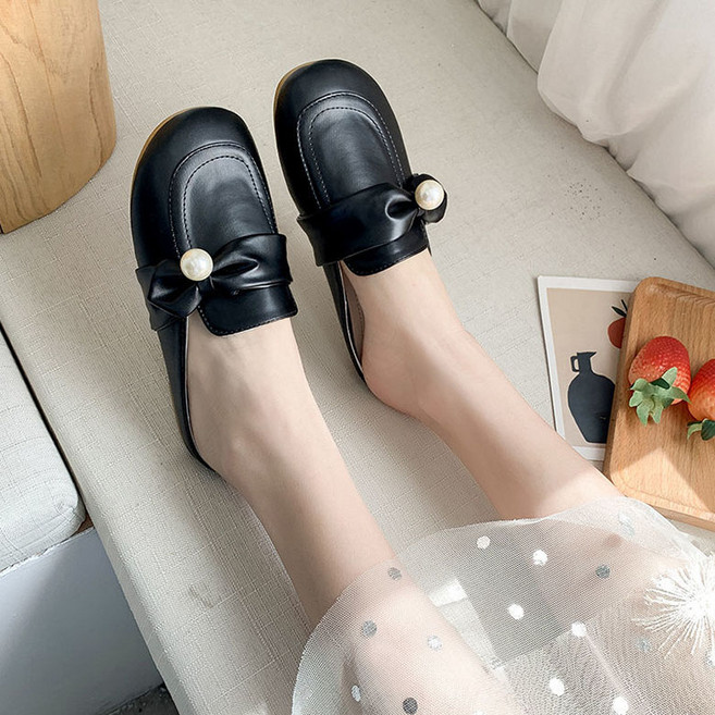 FANSYLI 플랫 미끄럼 방지 블로퍼 여성 고급 오피스 슬리퍼 패션 리본 진주 버클 샌들 발 편한 슬리퍼 X2506J5