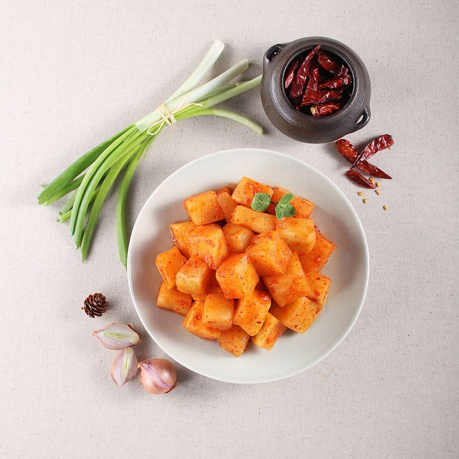 더바른김치 깍두기 1kg 설렁탕 깍두기 주문 식당김치 깍두기볶음밥, 1개