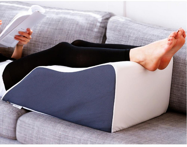 하지정맥류 하지거상용 이중방수 다리베개 / 모던 쇼파 집들이