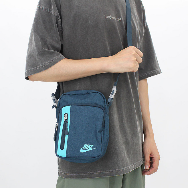 나이키 크로스바디백 숄더백 핸드폰 가방 미니백 어린이 성인 메신저백 사코슈 스몰백