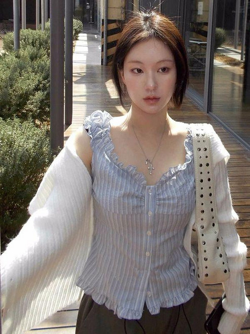 슈비코 송해나 셔츠 옷 블라우스 최윤지 첫사랑을위하여 중세시대 의상 스모킹 패션 로맨틱