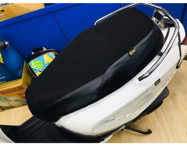 SUZUKI Saluto 手工真皮鑰匙套, 1個, saluto125-黑色隔熱坐墊套, 黑色