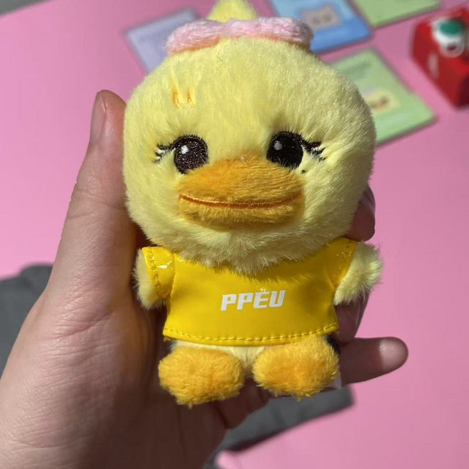 blackpink 玩偶 鑰匙扣, 1個, 黃色帶盒