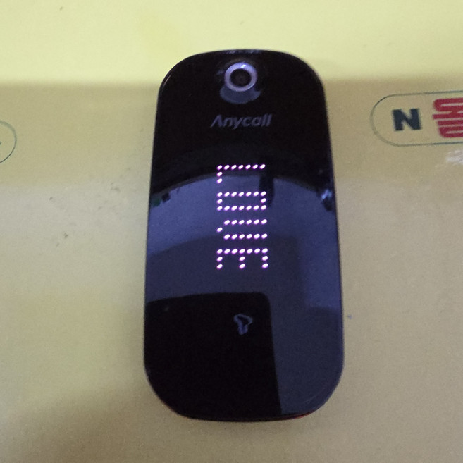 코비폴더폰 (sch-w930) sk-1922 피쳐폰 공부폰 효도폰