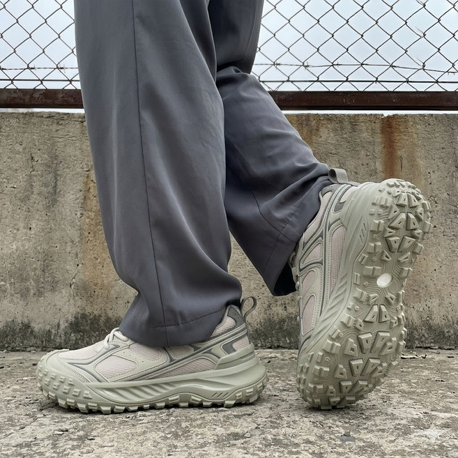 J-VIBE SEOUL 남자 고프코어 키높이 여름 메쉬 운동화 미끄럼 방지 두꺼운 밑창 운동화 데일리 캐주얼화 통근/산책화