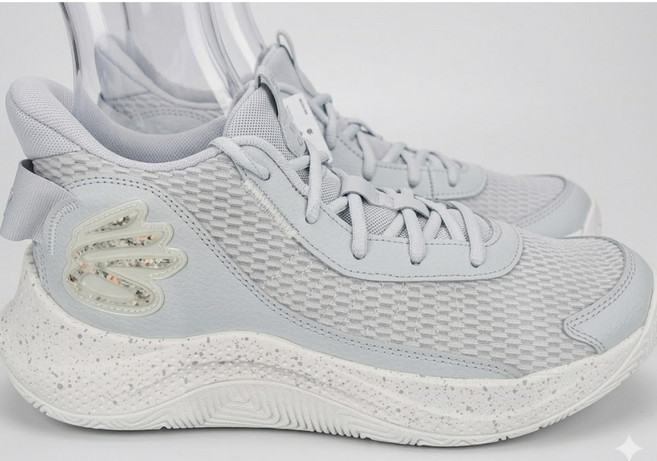 [언더아머_스포츠] 농구화 커리 3Z7 남여공용 운동화 트레이닝화 TM3026622 그레이