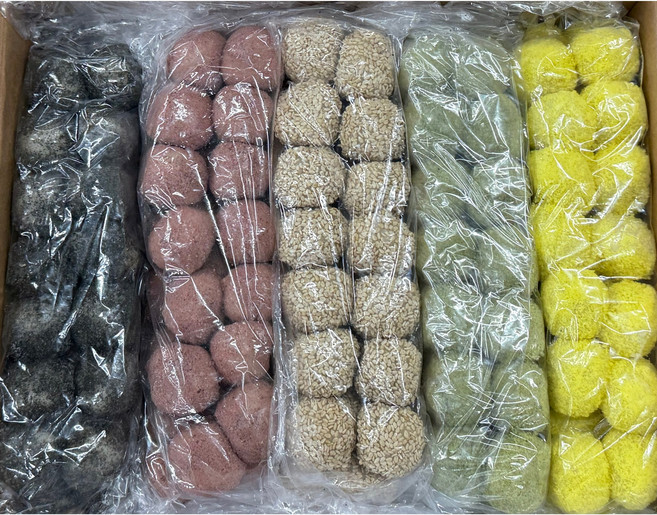 오색경단 (노랑빵/쑥빵/흰깨/팥가루/흑임자가루) 경단떡(150알) 3kg, 4박스
