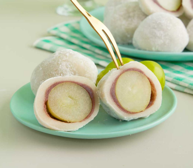 메고지고 떡창고 통째로 생샤인머스켓 모찌, 10개, 70g