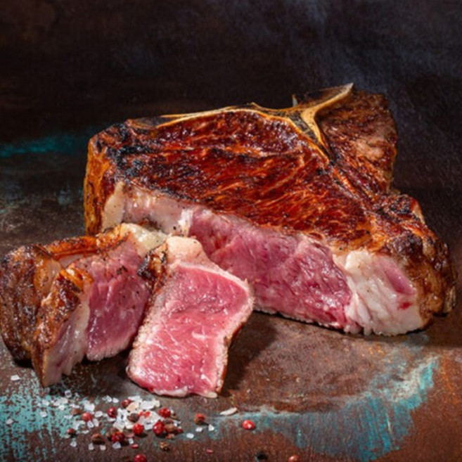 Fresh 블랙앵거스 초이스등급 3.5cm 티본 스테이크 650g 등심 안심 소고기, 700g, 1개