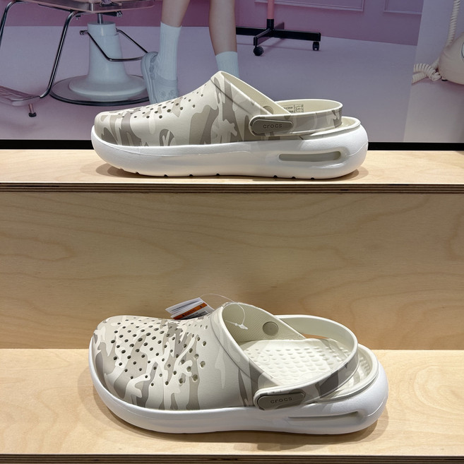 [국내매장정품]크록스 남여공용 인모션 클로그 카모베이지 214112-2MT