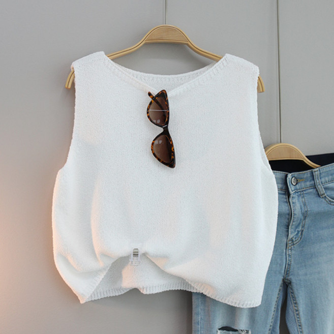 달콩 여성 데일리룩 여름 제니민소매크롭니트