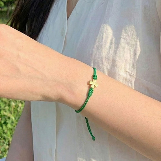 여성 행운의 네잎클로버 매듭팔찌 슬림 실팔찌 우정팔찌 A2113