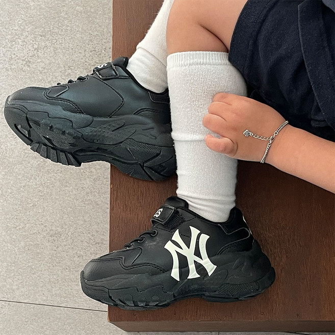 MLB 키즈 운동화 빅볼청키 어글리슈즈 초등 신기편한 벨크로 블랙