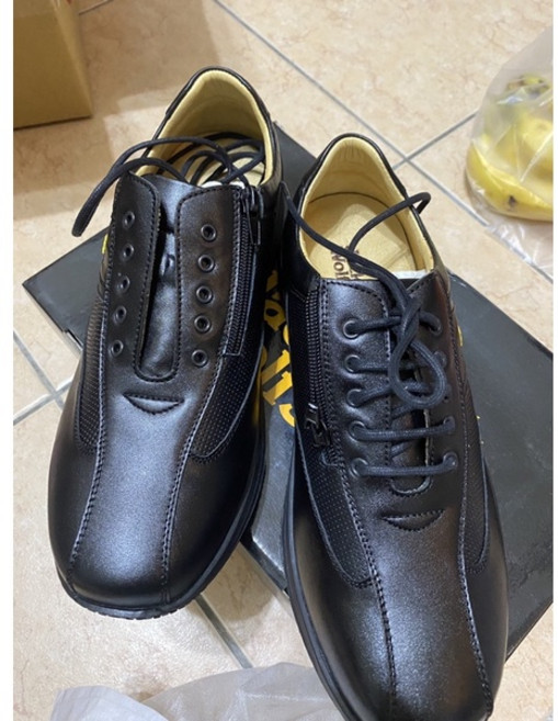 Jack Wolfskin 休閒皮鞋