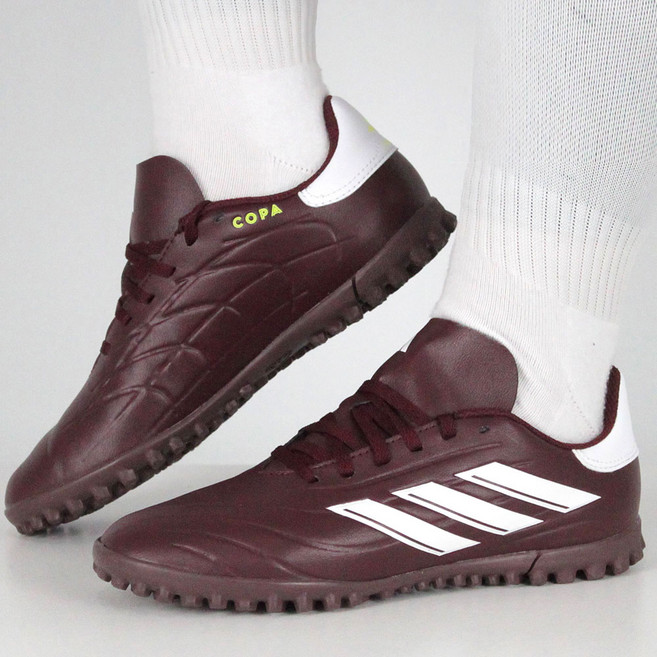 아디다스 어린이 축구화 부드러운 터치감의 주니어 풋살화 키즈 맨땅용 인조잔디화 잔뽕 짧은잔디용 스포츠화 신발 싸커 슈즈