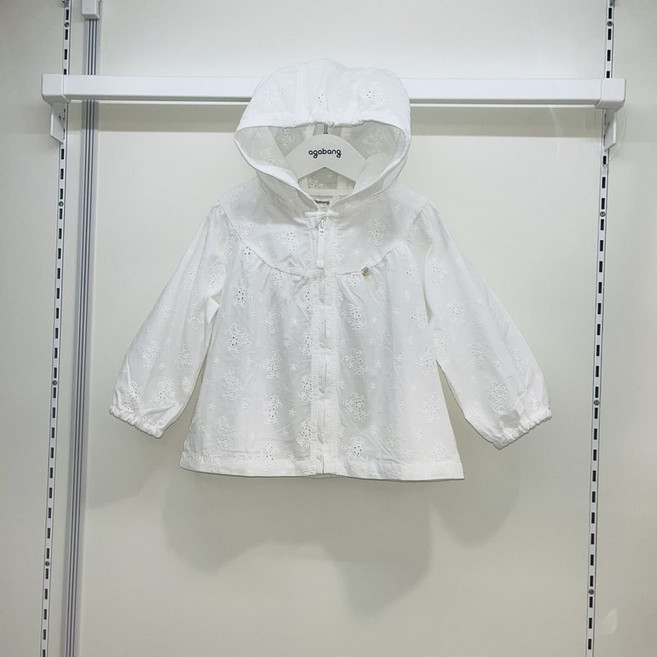 아가방(야탑점) 30%할인 사랑스러운 여름 후드 점퍼입니다~