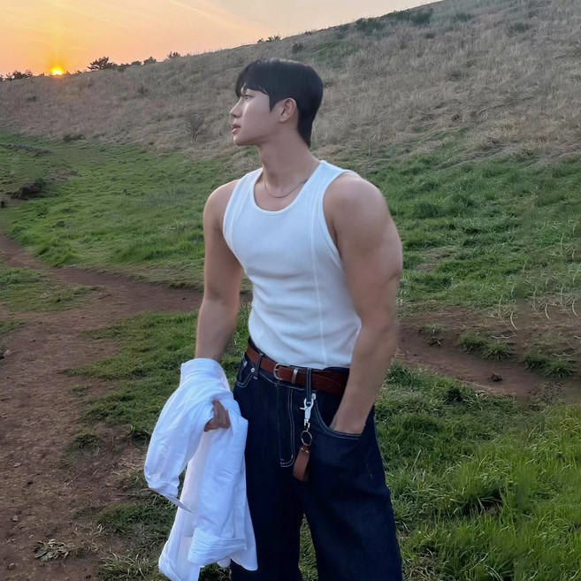 Nexre 남자 골지 고탄력 민소매 나시 머슬핏 민소매 티셔츠 남자나시