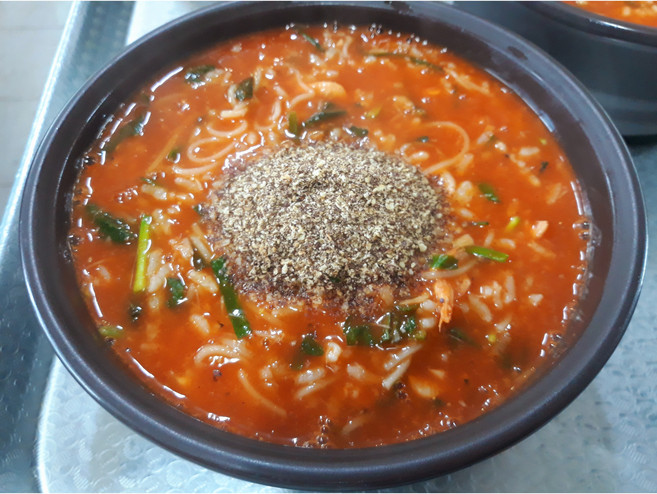 2월행사 2+1(2개주문하시면 3개감) 어죽밀키트 1인분세트 (어죽육수 소면 햇반포함), 1개