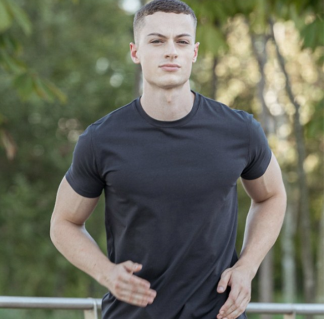 유피라운지 남성용 시그니처 무지 머슬핏 반팔 티셔츠