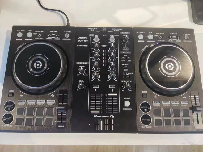 디제잉기계 컨트롤러 믹싱 장비 디지털 DJ 리버브 블루투스 행사, 9.5 새제품 DDJ400, 기본 모델명/품번