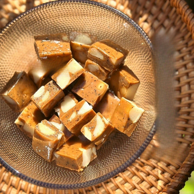 마카다미아 누가캔디 누가사탕 아몬드사탕 토피넛 대용량 씨솔트 카라멜 유가, 1개, 150g