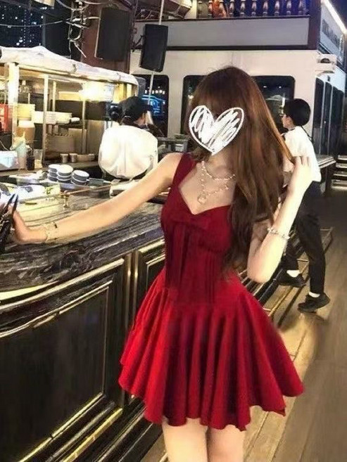 法式蝴蝶結紅色吊帶連衣裙女夏季收腰小禮服, 黑色