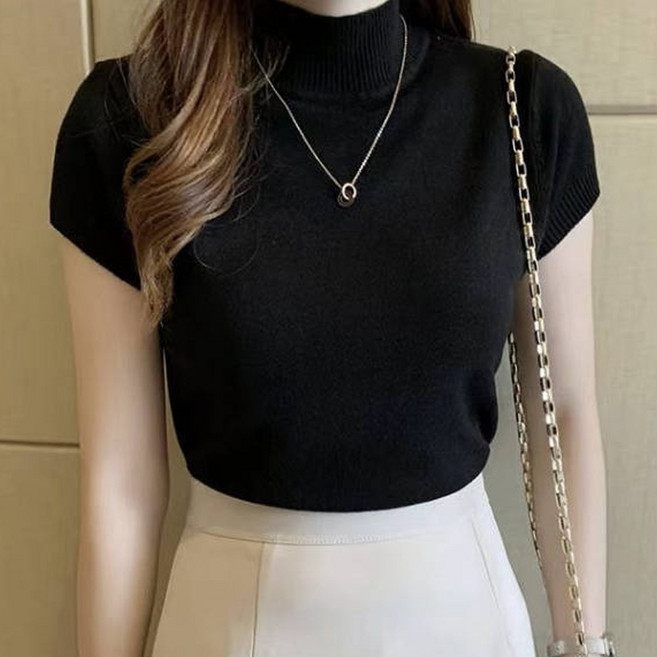 모먼트린 여성 하프넥 반팔 니트 슬림핏 목폴라