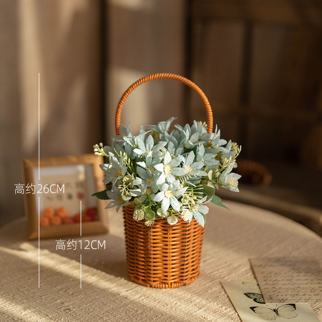 手工草編花籃 田園風客廳裝飾擺件插花籃, 1件, 2束韓式雪花小百合藍色和26CM棕色高圓手提花籃:1