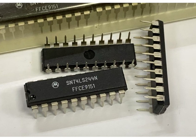 MOTOROLA SN74LS244N DIP-20直插IC 全新原裝, 1個