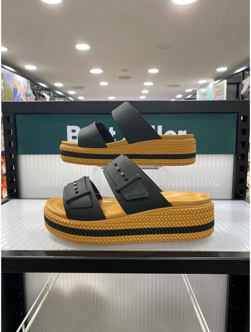 [국내매장판] 크록스 여성 샌들 브루클린 우븐 버클 샌들 블랙 209978-001