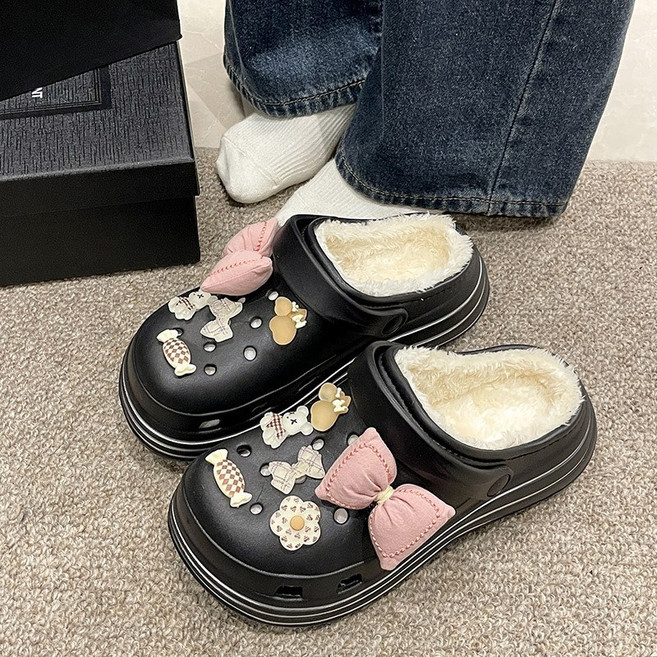 라온스페이스 여성 궈여운 겨울 키높이 통굽 따뜻한 털 슬리퍼 (악세사리포함)