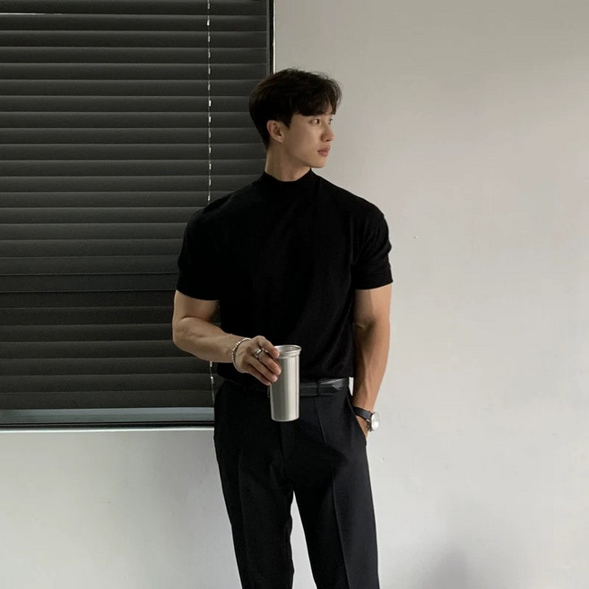 style dr 남자반팔티 머슬핏 고급 반팔니트 어깨가넓어보이는옷