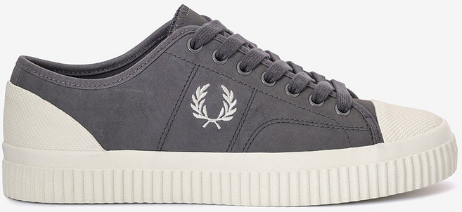 [본사정품] 프레드페리 스니커즈 휴즈 로우 누벅 (U02) SFPU2336331-U02