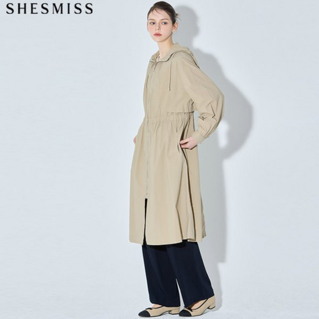 (SHESMISS)] 후드 드로우스트링 롱 점퍼 (택가격: 398000원)