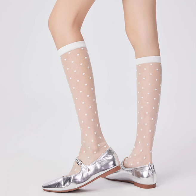 도트 시스루 여리여리 감성 블랙 여름 감성 소품 여성 패션 양말 코디 데일리 스타킹 니삭스