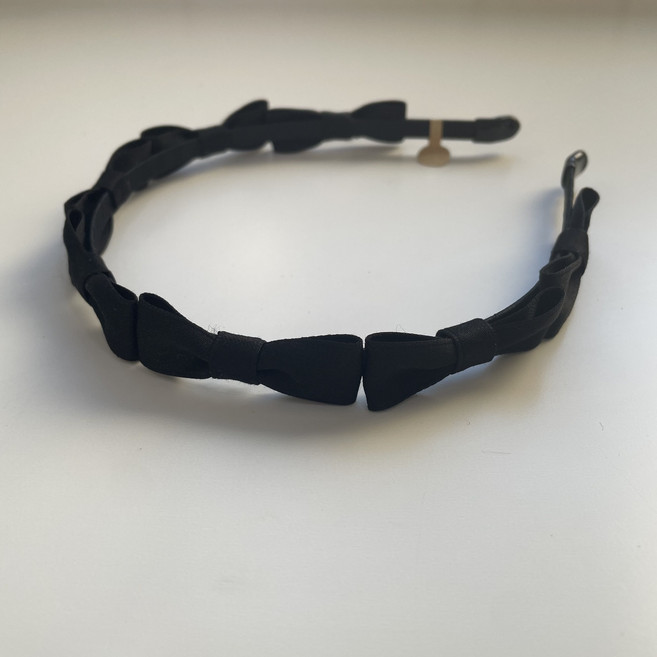 줄줄이 리본 머리띠 유아동 헤어밴드