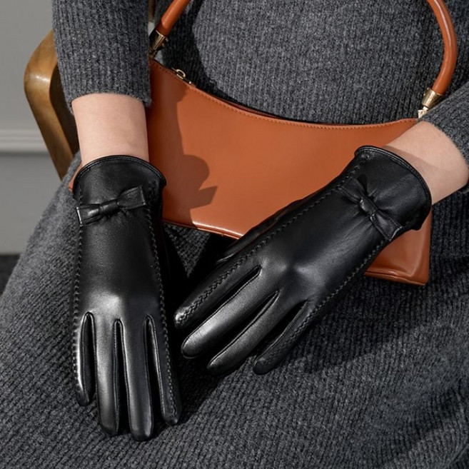 탑레이어 양가죽 최상가죽 벨벳기모안감 방한 보온 풀터치 나비리본 여성장갑 2종