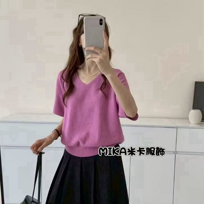 MIKA米卡服飾 韓系V領針織上衣