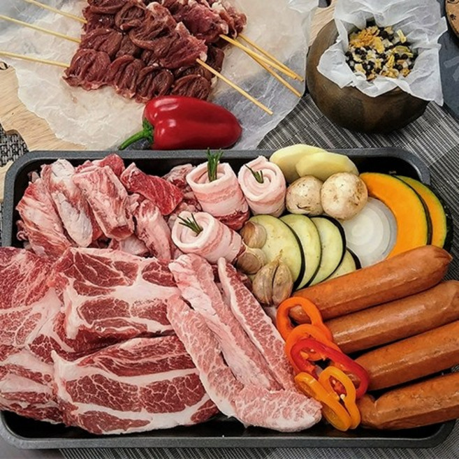 [저기압일 땐 고기 앞으로] 이베리코 모둠1kg(목살300g+갈비살300g+항정살200g+삼겹살200g), 1kg, 1개