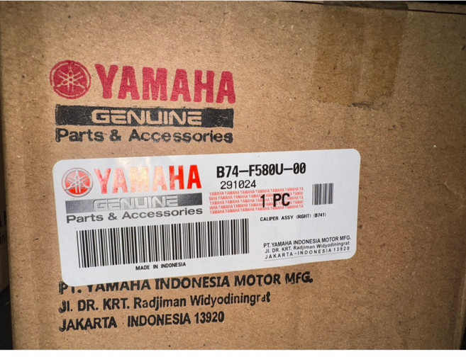 YAMAHA XMAX X-MAX 2017-2024 原廠 前卡鉗總成 B74-F580U-00, 1個