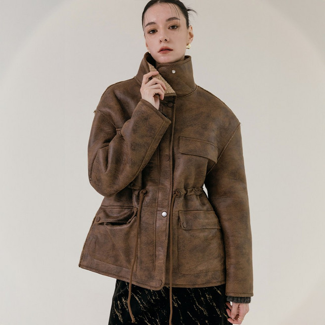 막스까르띠지오 오버핏 크랙 스트링 하프 무스탕