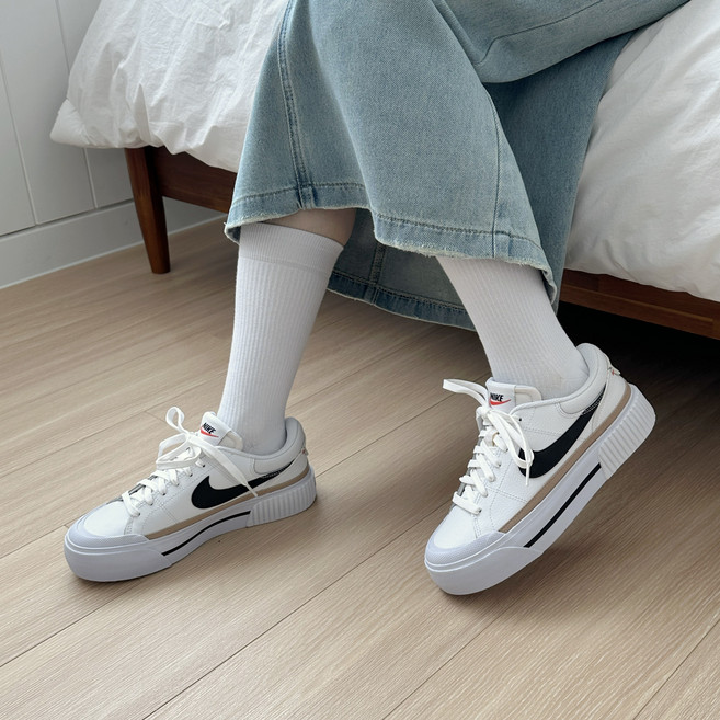 정품 나이키 NIKE 여성 운동화 캐주얼 스니커즈 W 코트 우먼스 캔버스 단화 화이트 블랙 여성화 신발 HIGHMAX 물티슈 증정