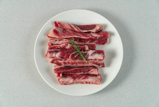 호주산 소고기 청정 소 갈비살 차돌양지 척아이롤 다짐육 방목 목초우, 1개, 250g, 목초우 차돌양지 250g