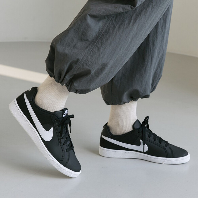 나이키 여성 운동화 코트 로얄 데일리 스니커즈