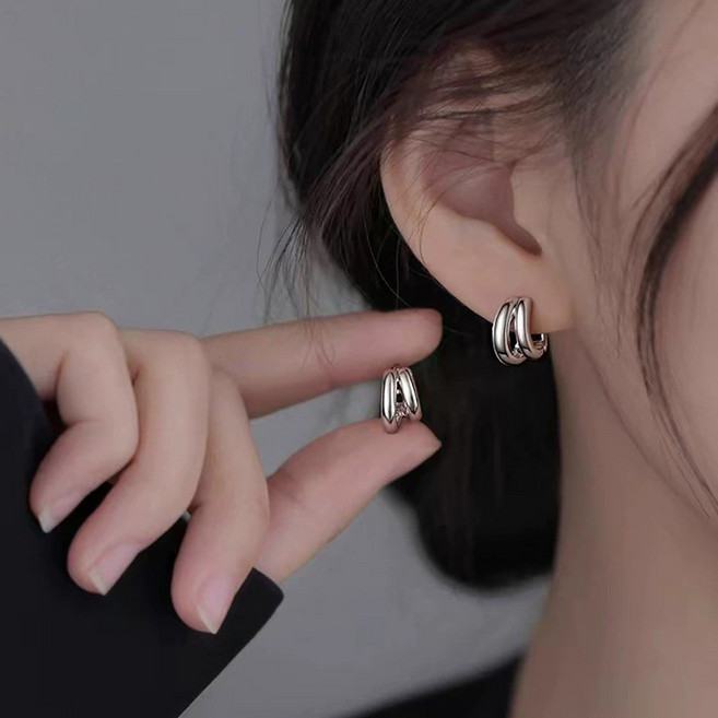 코코쥬 S925은침 볼드 투라인 귀걸이